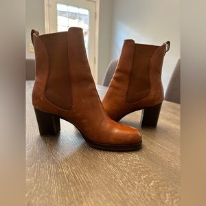 COLE HAAN BROWN BOOTIES - Size 5